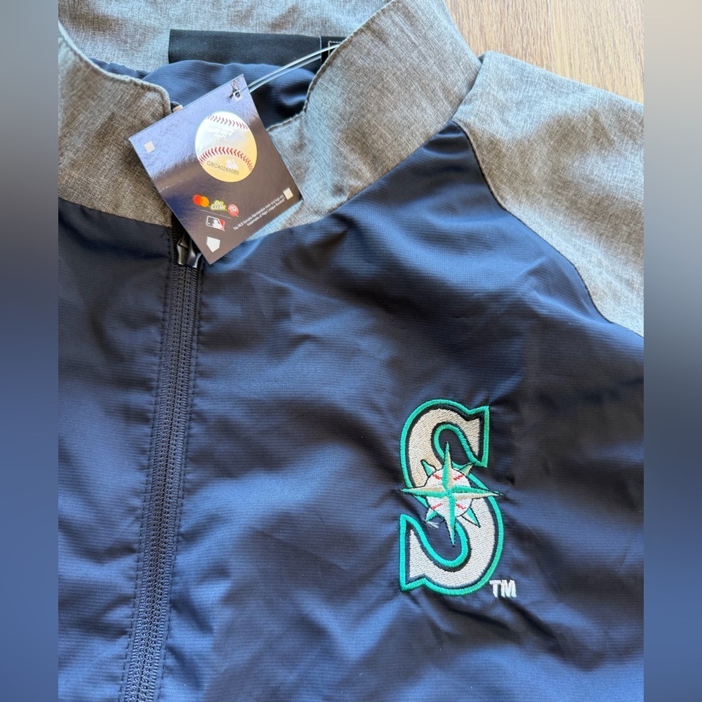 MLB wind breaker- Seattle mariners LARGE - Picture 2 of 5